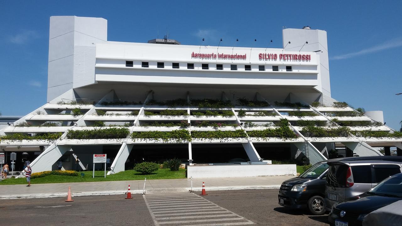 Remember Py Hotell Luque Eksteriør bilde